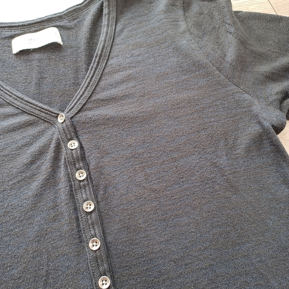 Abercrombie & Fitch Soft A&F Cozy Blue Black Heather VNeck Henley Sweater Size L - Picture 8 of 10